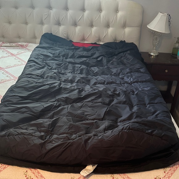 Other - Twin size sleeping bag with packet for twin size air mattress
